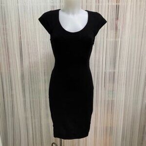 Diane von Furstenberg DVF April Black Sheath Dress Cap Sleeve Stretch Size 4